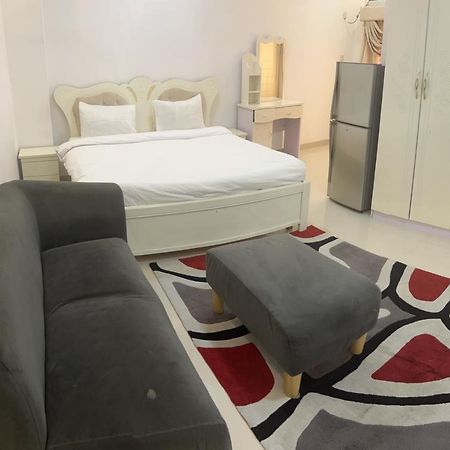Al Tharya Furnished Apartments Awqad Bayt Fadil Exterior photo