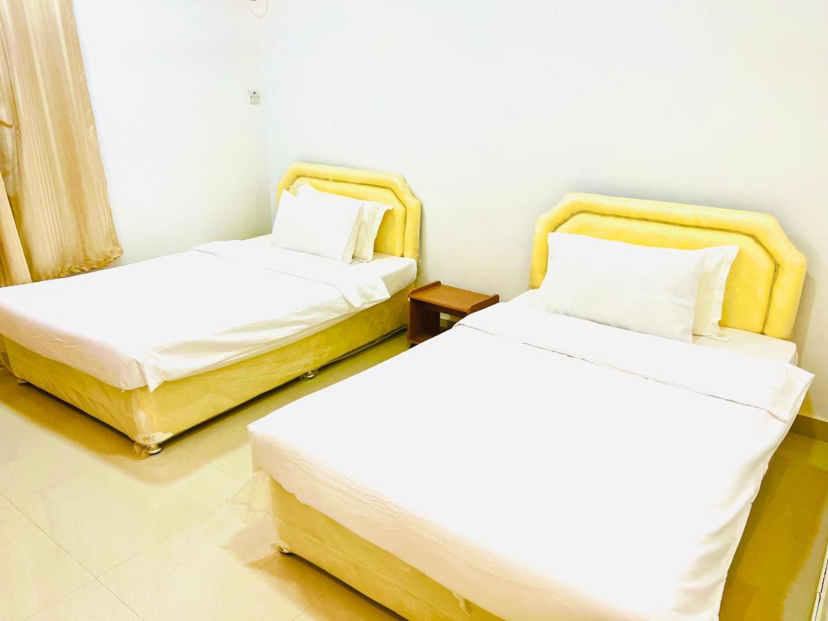 Al Tharya Furnished Apartments Awqad Bayt Fadil Exterior photo